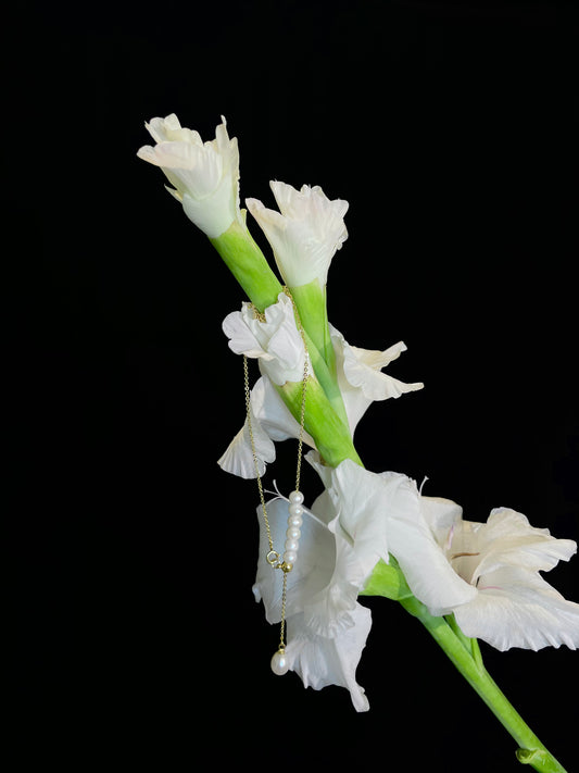 Tulip Necklace