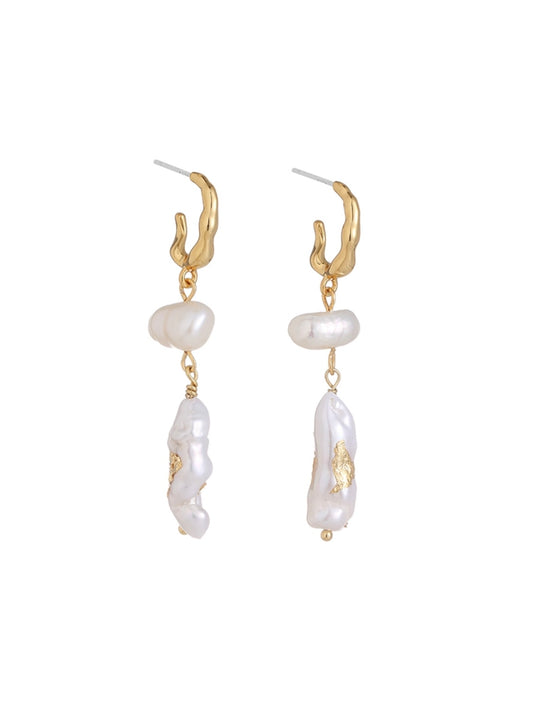 Gold Leaf Baroque Pearl Earrings | Buds Fantasy